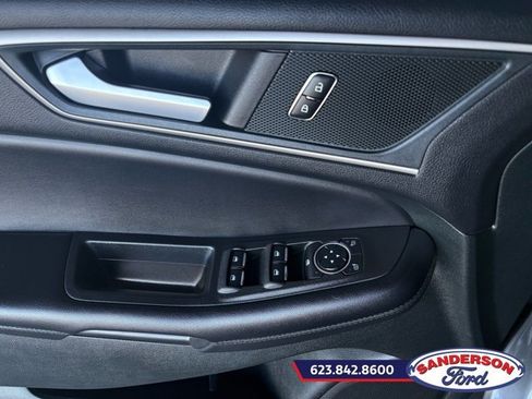 Certified 2024 Ford Edge SEL AWD/4WD image 11