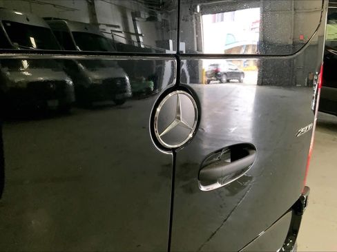New 2026 Mercedes-Benz Sprinter 2500 image 13