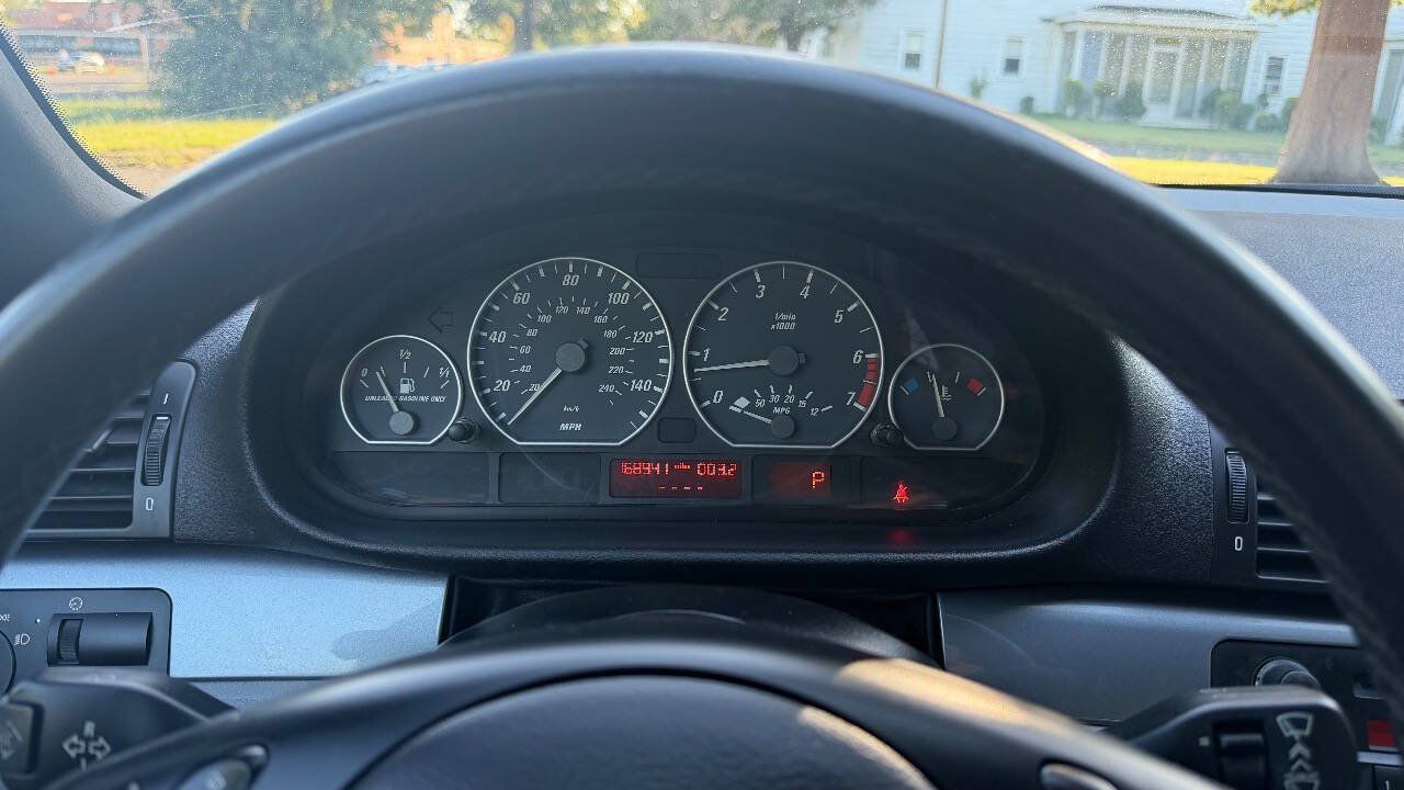 Used 2002 BMW 330Ci Convertible RWD image 39