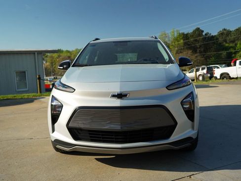 Used 2023 Chevrolet Bolt EUV LT image 10