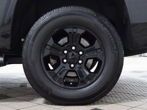 Used 2020 Chevrolet Tahoe LS w/ Enhanced Driver Alert Package image 23