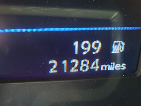 Used 2019 Nissan Rogue SV w/ Premium Package FWD image 30