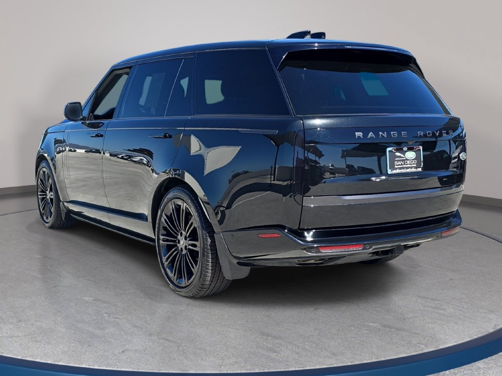 Used 2023 Land Rover Range Rover Long Wheelbase SE AWD/4WD image 7