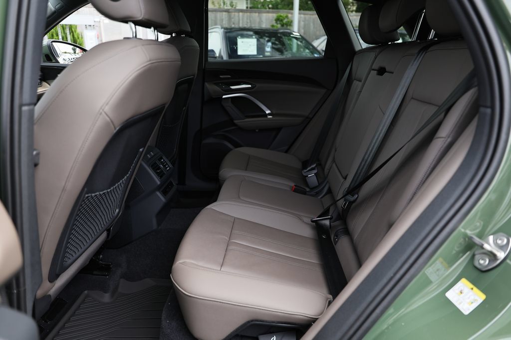 New 2026 Audi Q5 Premium Plus AWD/4WD image 33