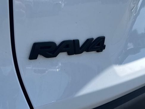 Used 2023 Toyota RAV4 XLE w/ Convenience Package AWD/4WD image 17