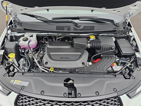 New 2026 Chrysler Pacifica Limited w/ S Appearance Package image 9