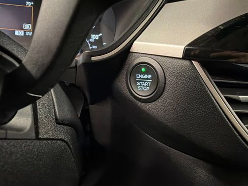 Used 2022 Ford Escape SE w/ Cold Weather Package AWD/4WD image 17
