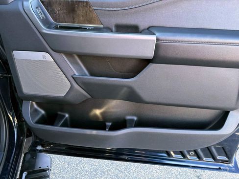 Used 2023 Ford F250 Lariat w/ Lariat Ultimate Package image 13