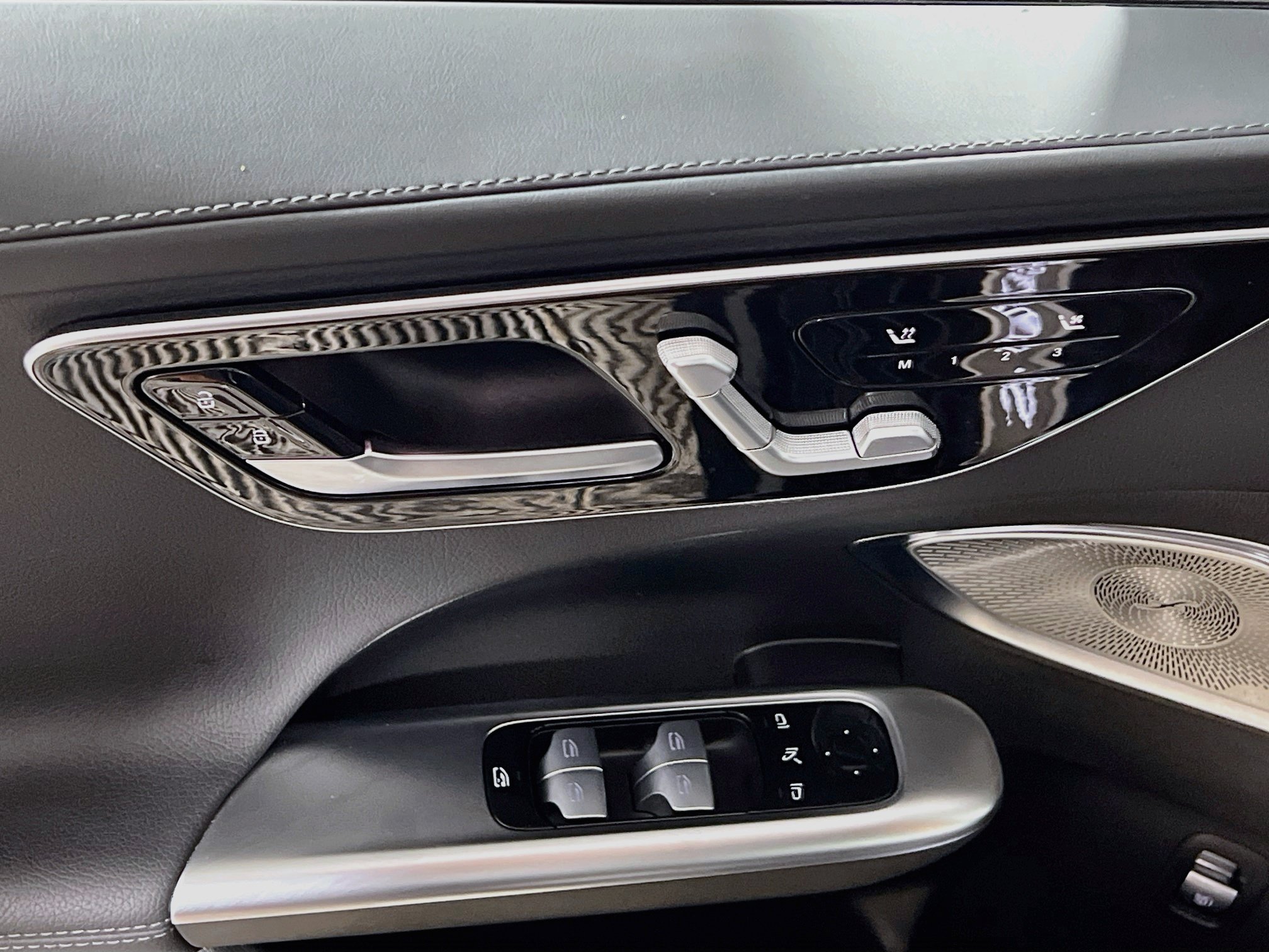 Used 2024 Mercedes-Benz C 300 Sedan w/ AMG Line w/ Night Package image 17