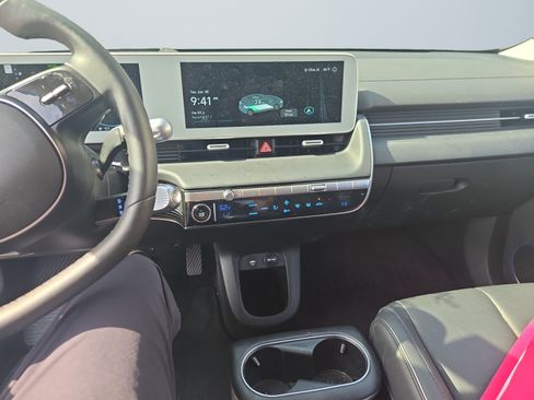 Certified 2024 Hyundai Ioniq 5 Limited AWD/4WD image 13
