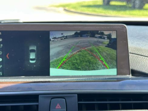 Used 2018 BMW 340i Sedan RWD image 17