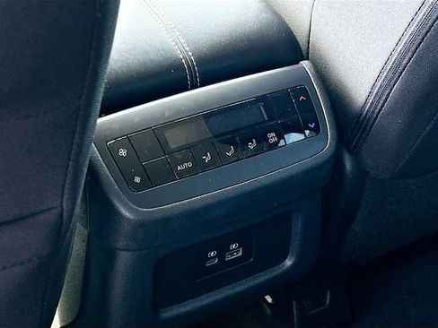 Certified 2025 Nissan Pathfinder SV AWD/4WD image 20