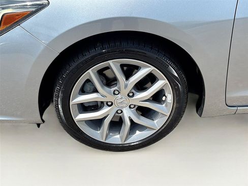 Used 2019 Acura ILX FWD image 30