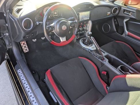 Used 2019 Toyota 86 TRD SE image 11