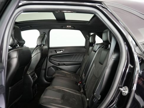 Used 2019 Ford Edge ST w/ Convenience Package image 44