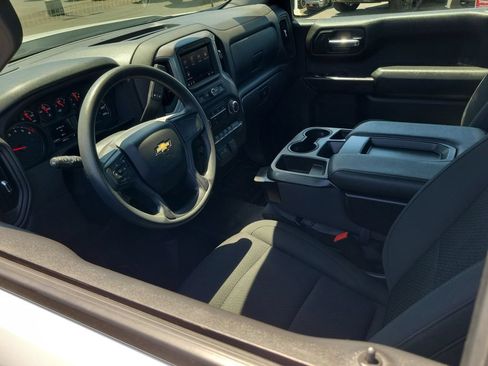 Used 2022 Chevrolet Silverado 1500 W/T RWD image 10