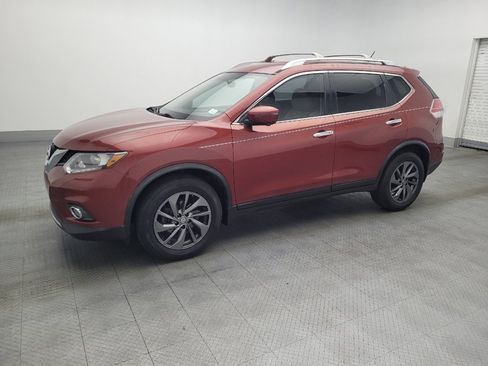 Used 2016 Nissan Rogue SL image 2