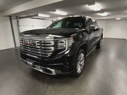 Certified 2024 GMC Sierra 1500 Denali w/ Denali Reserve Package image 4