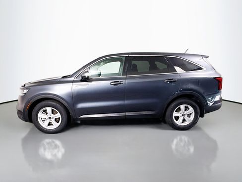 Used 2021 Kia Sorento LX FWD image 6