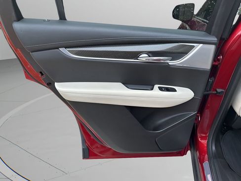 Certified 2023 Cadillac XT6 Sport w/ Technology Package image 17