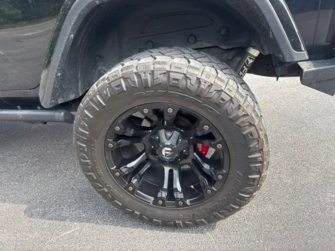 Used 2018 Jeep Wrangler Unlimited Rubicon AWD/4WD image 8