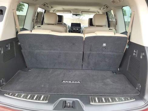 Used 2021 Nissan Armada Platinum w/ Captain's Chairs Package RWD image 10