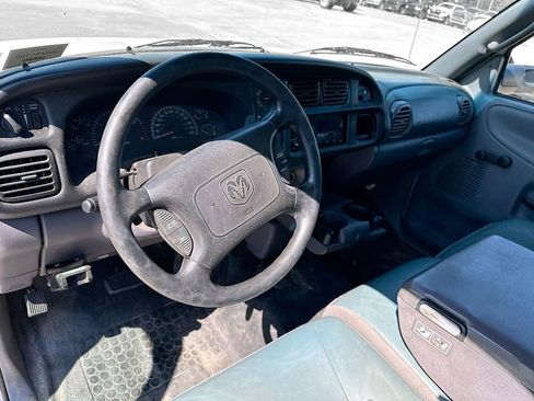 Used 2001 Dodge Ram 3500 Truck 2WD Regular Cab image 18