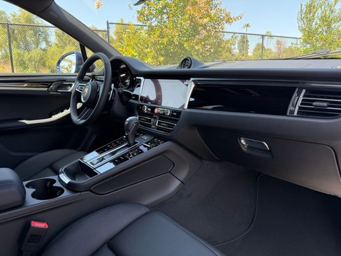 New 2026 Porsche Macan S AWD/4WD image 25