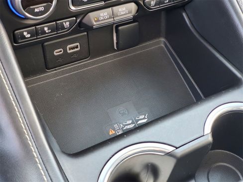 Used 2022 Chevrolet Tahoe Premier image 24