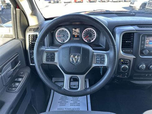 Used 2021 RAM 1500 Classic SLT image 14