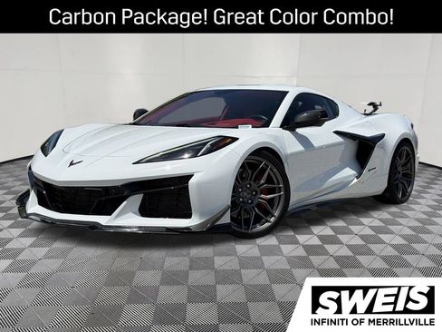 Used 2023 Chevrolet Corvette Z06 RWD image 1