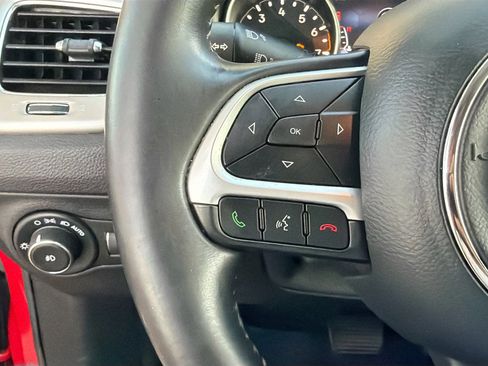 Used 2018 Jeep Compass Latitude w/ Popular Equipment Group image 36