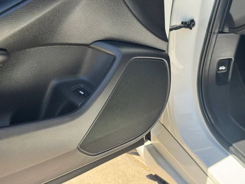 Used 2019 Honda Accord LX image 13