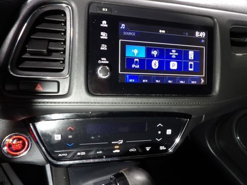 Used 2021 Honda HR-V EX image 14