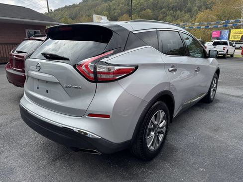 Used 2018 Nissan Murano SV image 17