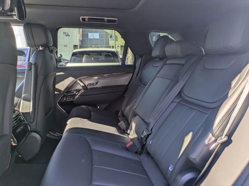 New 2026 Land Rover Range Rover Sport SE image 16