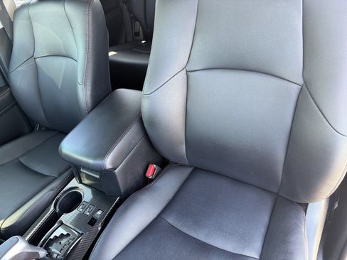 Used 2023 Toyota 4Runner TRD Off-Road Premium w/ Moonroof Package AWD/4WD image 18