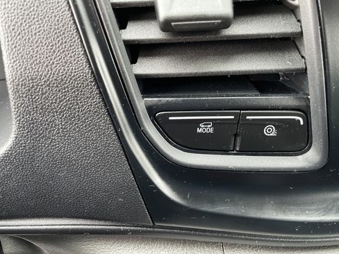 Used 2024 Ford Transit 250 Low Roof w/ Exterior Upgrade Package image 31