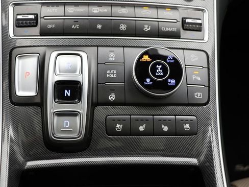 Used 2022 Hyundai Santa Fe Limited image 26