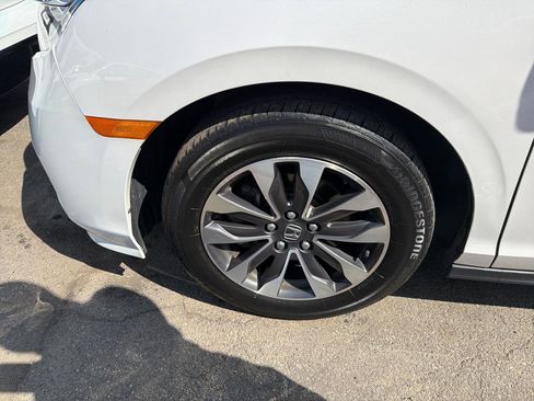 Used 2023 Honda Odyssey EX-L image 14