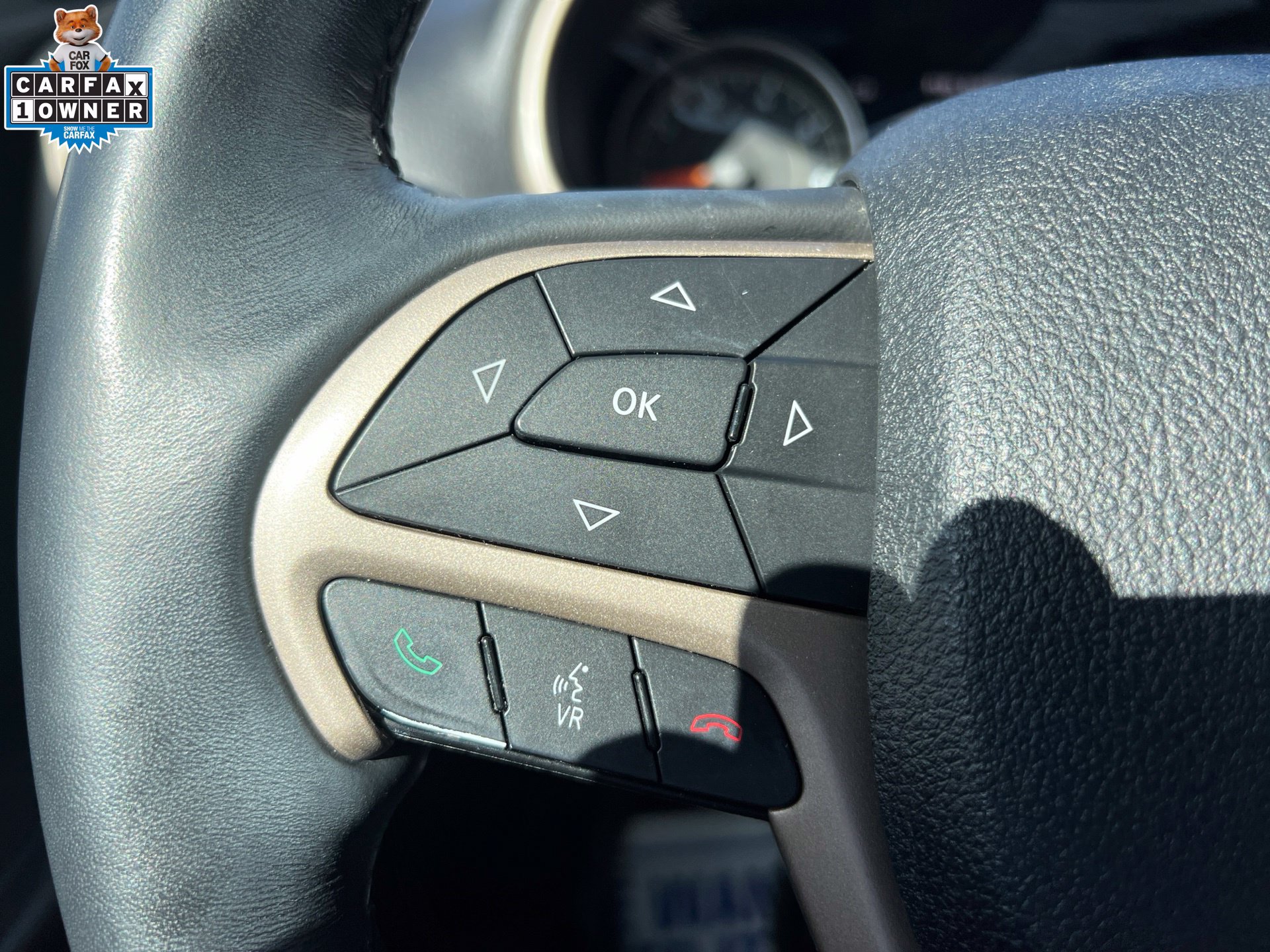 Used 2015 Jeep Cherokee Limited FWD image 24