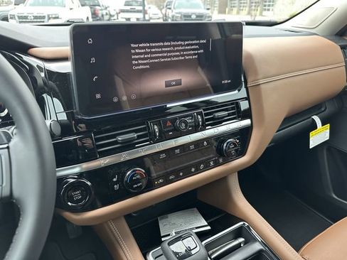 New 2026 Nissan Pathfinder Platinum image 23