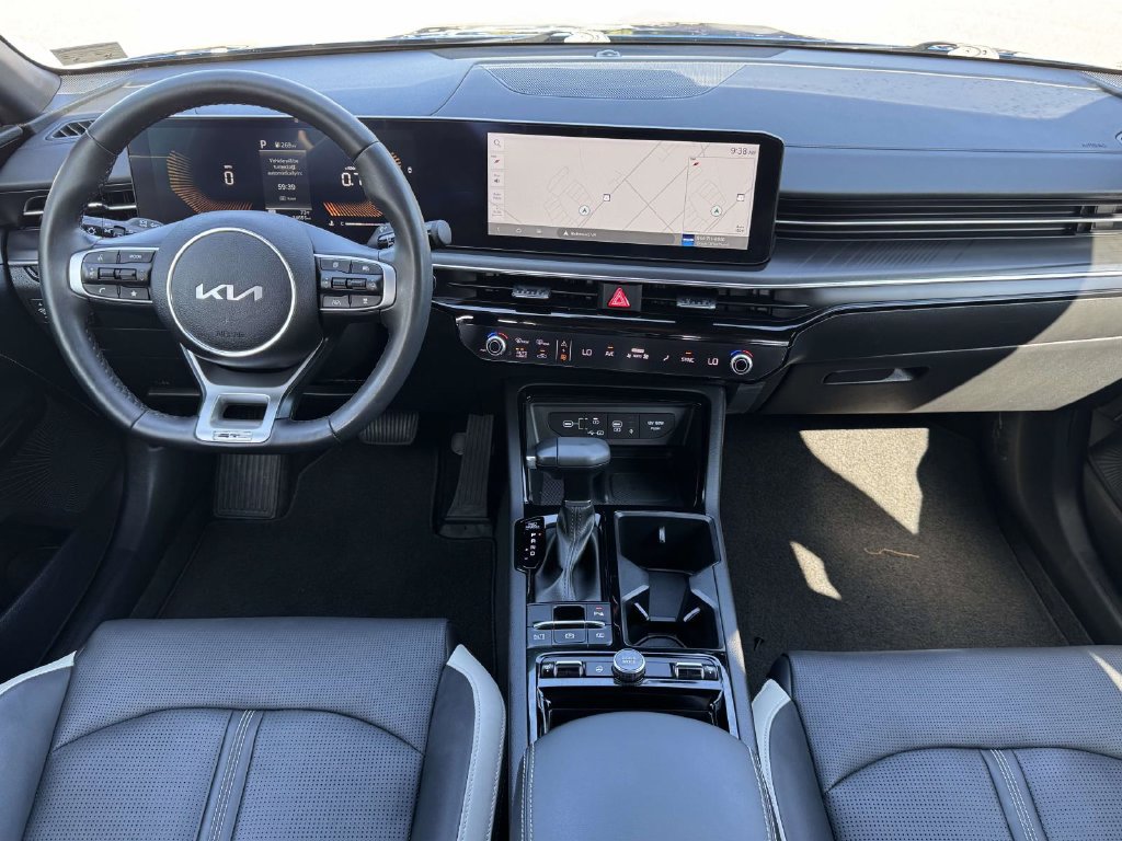 Used 2025 Kia K5 GT-Line AWD/4WD image 2