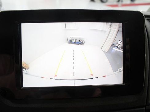 Used 2025 RAM ProMaster 2500 w/ Convenience Group image 3