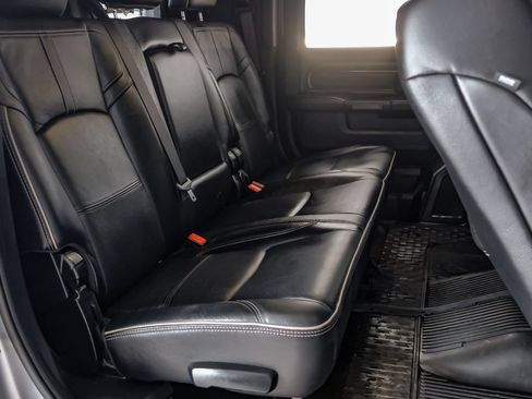 Used 2024 RAM 2500 Limited AWD/4WD image 33