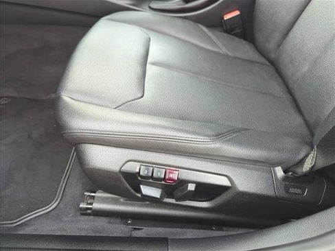 Used 2015 BMW 328i xDrive Sedan AWD/4WD image 11