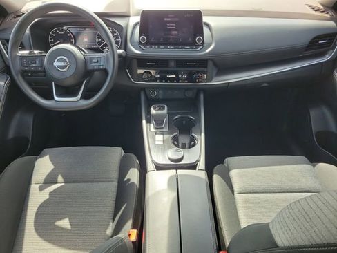 Used 2023 Nissan Rogue SV AWD/4WD image 14