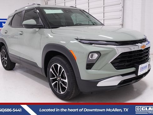 New 2026 Chevrolet TrailBlazer LT w/ Convenience Package FWD image 3