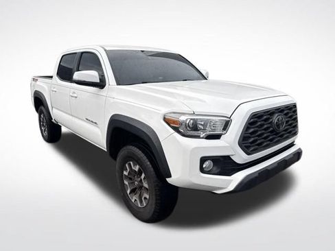Used 2021 Toyota Tacoma TRD Off-Road AWD/4WD image 8