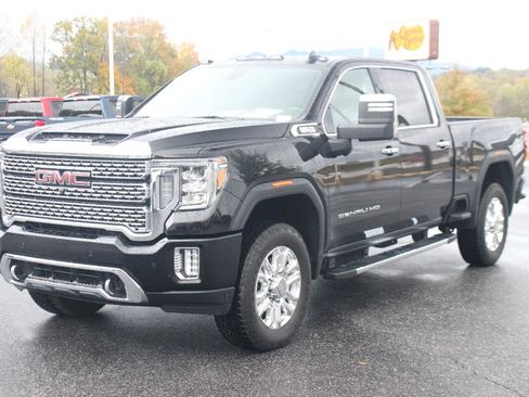 Used 2020 GMC Sierra 3500 Denali w/ Denali Ultimate Package image 3